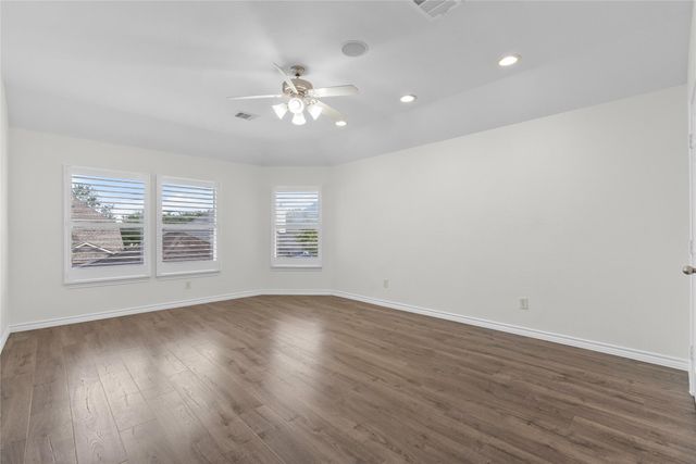 874 Pebblebank Lane, League City, TX 77573