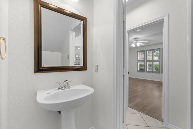 874 Pebblebank Lane, League City, TX 77573