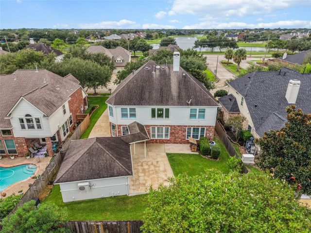 874 Pebblebank Lane, League City, TX 77573