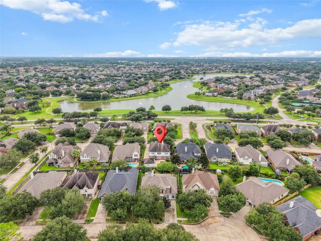 874 Pebblebank Lane, League City, TX 77573