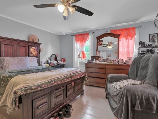 76 Union St, Barre, MA 01005