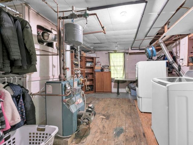 76 Union St, Barre, MA 01005