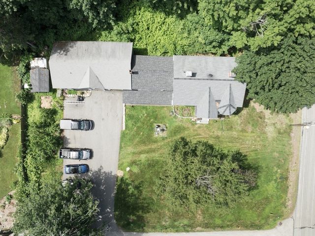 76 Union St, Barre, MA 01005