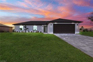 1923 NE 33rd ST, Cape Coral, FL 33909