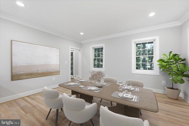 3517 RODMAN ST NW, Washington, DC 20008