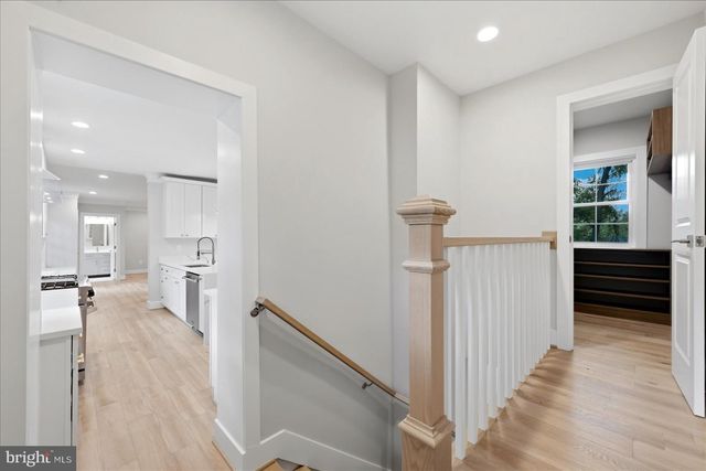 3517 RODMAN ST NW, Washington, DC 20008