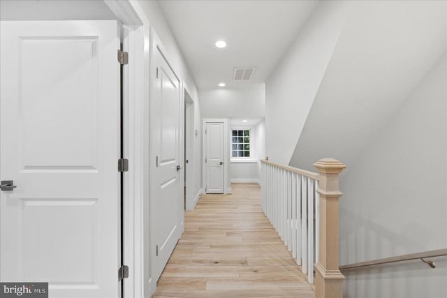 3517 RODMAN ST NW, Washington, DC 20008