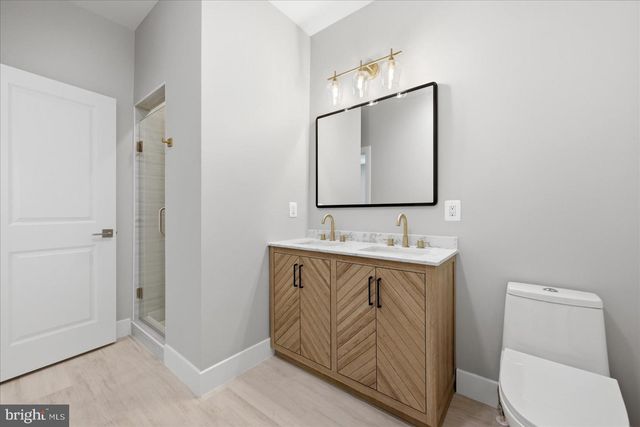3517 RODMAN ST NW, Washington, DC 20008