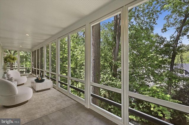 3517 RODMAN ST NW, Washington, DC 20008