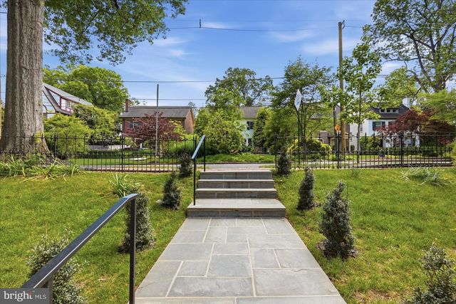 3517 RODMAN ST NW, Washington, DC 20008