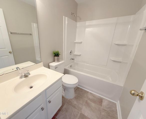 521 Ruby Walk Drive, Morrisville, NC 27560