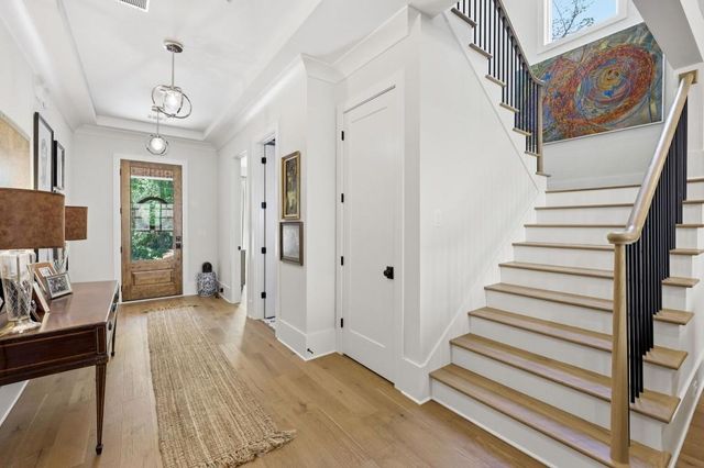 1872 Hickory Road, Chamblee, GA 30341