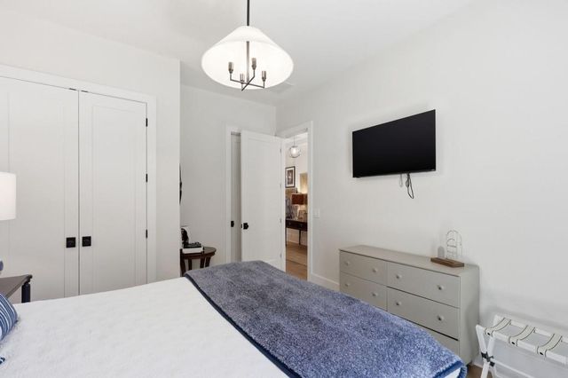 1872 Hickory Road, Chamblee, GA 30341