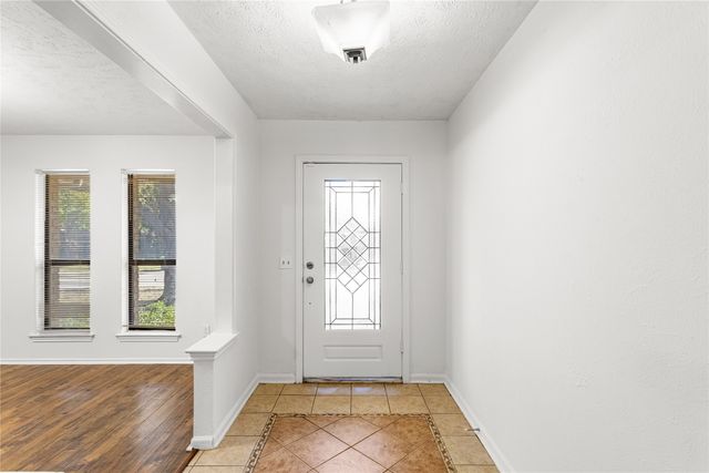 2421 Maple Leaf Drive, Plano, TX 75075