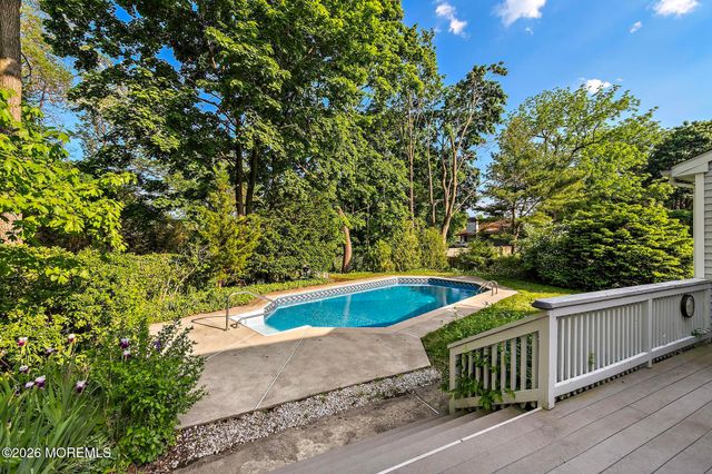 602 Homestead Road, Brielle, NJ 08730