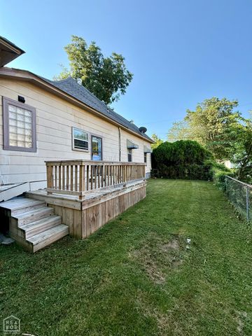 904 W Oak Avenue, Jonesboro, AR 72401