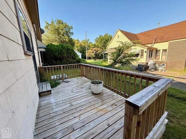 904 W Oak Avenue, Jonesboro, AR 72401