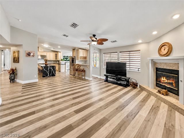3272 Crystal Palm Court, Las Vegas, NV 89117
