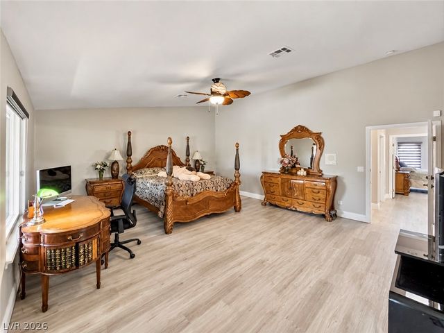 3272 Crystal Palm Court, Las Vegas, NV 89117