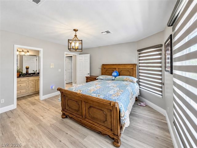 3272 Crystal Palm Court, Las Vegas, NV 89117