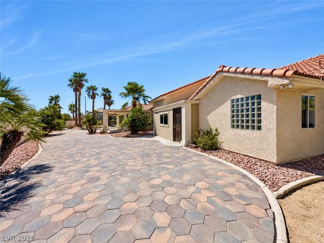 3272 Crystal Palm Court, Las Vegas, NV 89117