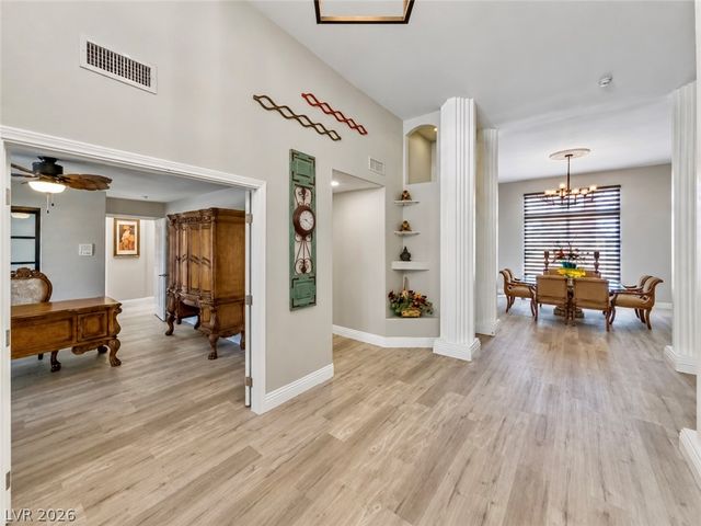 3272 Crystal Palm Court, Las Vegas, NV 89117