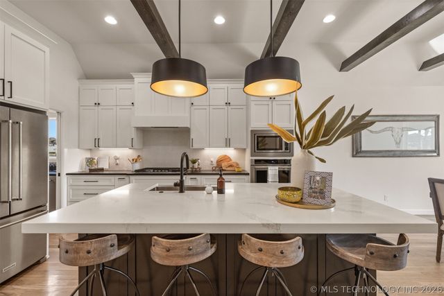 13669 S 23rd Street, Bixby, OK 74008