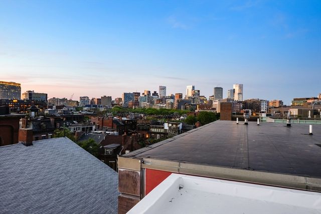 1395 Washington Street PH606, Boston, MA 02118