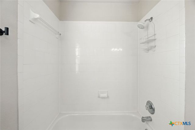 3933 Brook Hollow Drive, Schertz, TX 78154