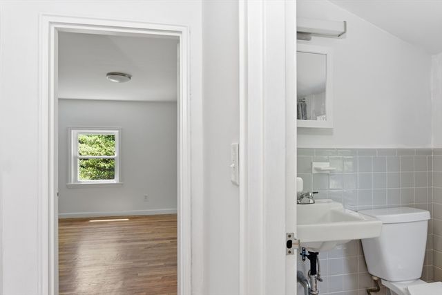 123 Richland Road, Norwood, MA 02062