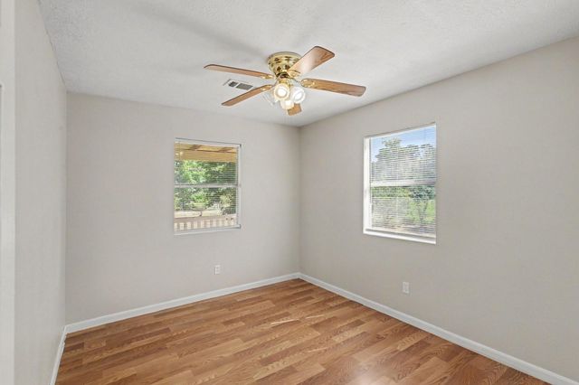 31 Elendor Drive, Cleveland, TX 77328