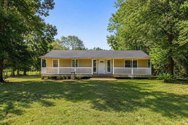 31 Elendor Drive, Cleveland, TX 77328