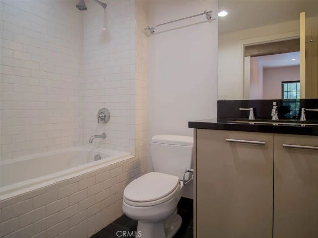 416 S Spring Street 205, Los Angeles, CA 90013