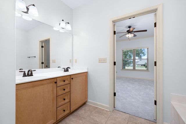 217 St Andrews Dr 55-C, Oakland, TN 38060