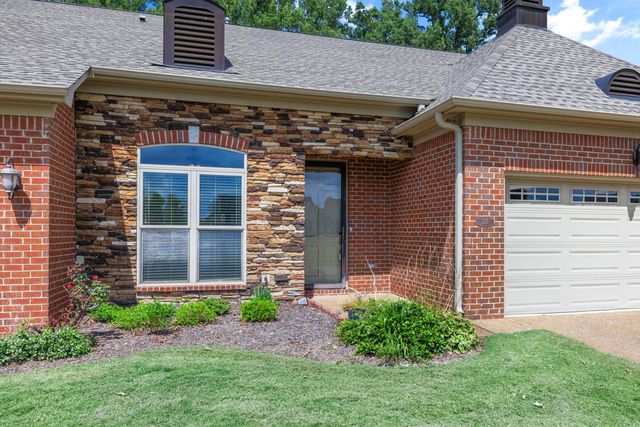 217 St Andrews Dr 55-C, Oakland, TN 38060