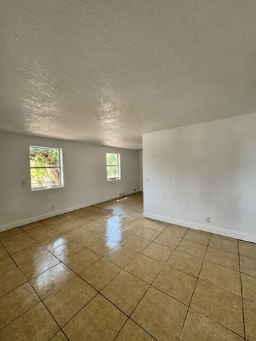 554 W 1st Street, Riviera Beach, FL 33404