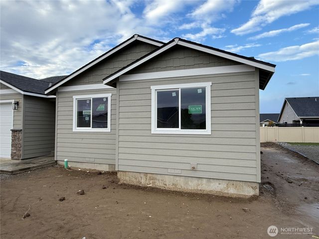 70 Salmon Drive, Wenatchee, WA 98801