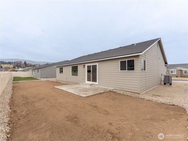 70 Salmon Drive, Wenatchee, WA 98801