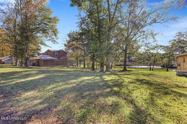 2312 Santa Cruz Street, Gautier, MS 39553