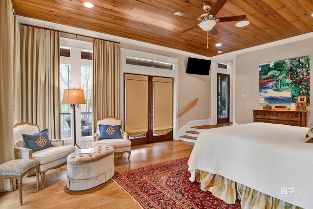 702 Fairhope Avenue, Fairhope, AL 36532