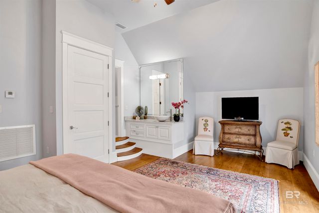 702 Fairhope Avenue, Fairhope, AL 36532