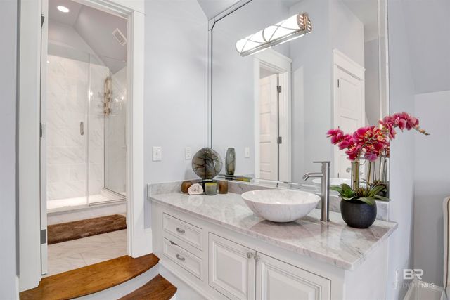 702 Fairhope Avenue, Fairhope, AL 36532