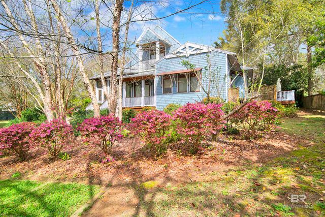 702 Fairhope Avenue, Fairhope, AL 36532