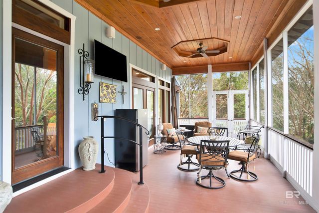 702 Fairhope Avenue, Fairhope, AL 36532