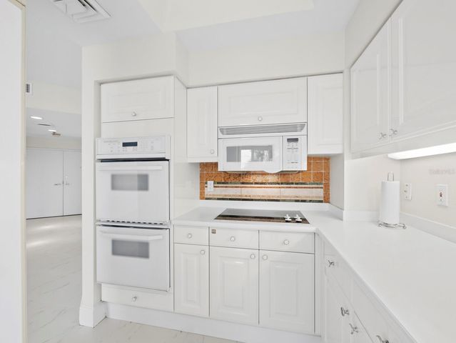 3080 GRAND BAY BOULEVARD 512, Longboat Key, FL 34228