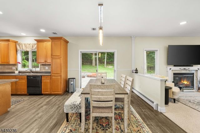 56 Rookwood Ter 56, Parsippany-troy Hills Twp., NJ 07950
