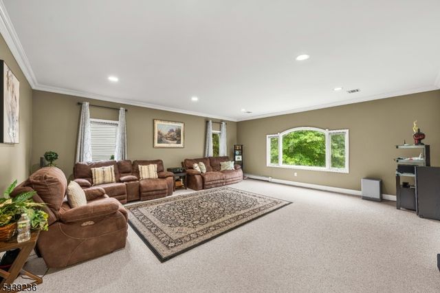 56 Rookwood Ter 56, Parsippany-troy Hills Twp., NJ 07950