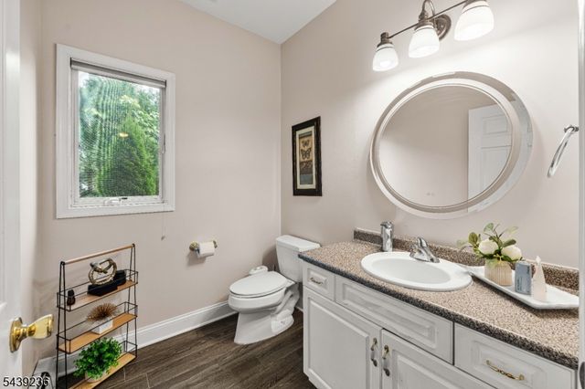 56 Rookwood Ter 56, Parsippany-troy Hills Twp., NJ 07950