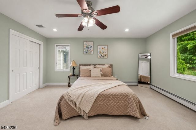 56 Rookwood Ter 56, Parsippany-troy Hills Twp., NJ 07950