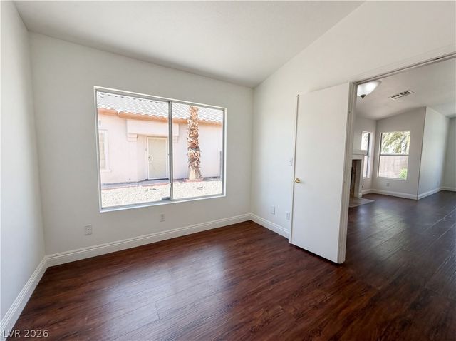 2080 Sierra Stone, Las Vegas, NV 89119